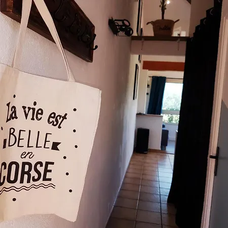 L'original, Superbe A 5min De La Apartment